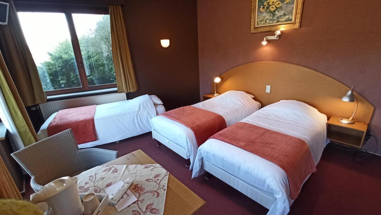 Hotel Le Chalet La-Roche-en-Ardenne Esterno foto