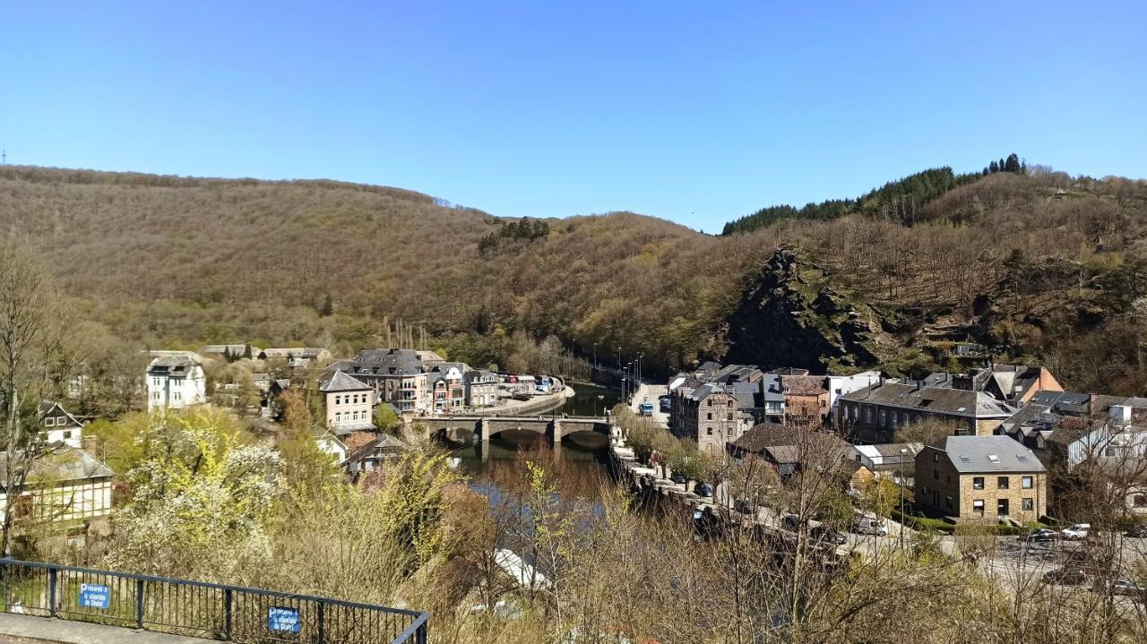 Hotel Le Chalet La-Roche-en-Ardenne Esterno foto
